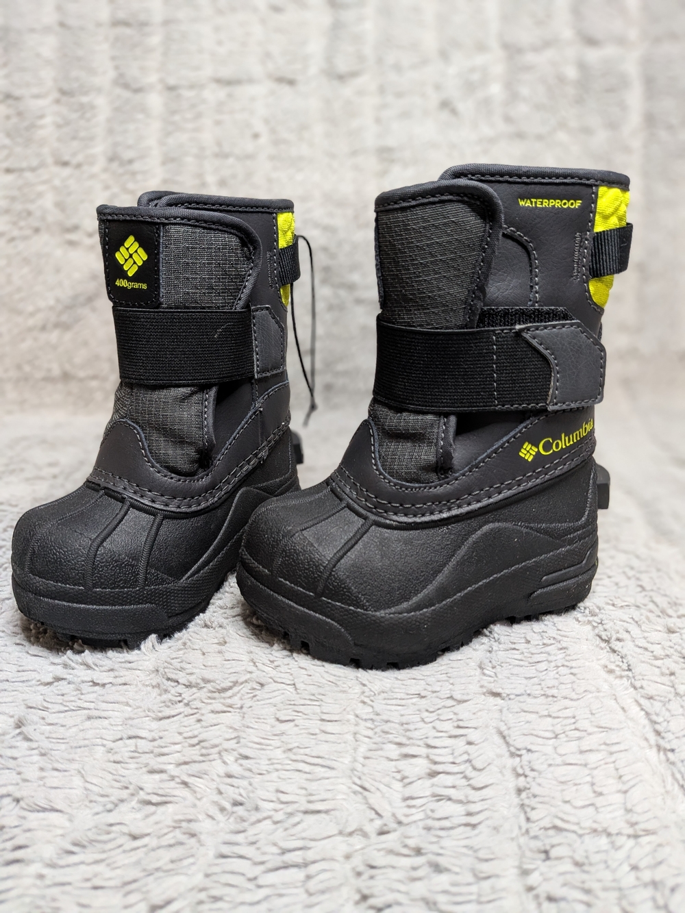 Columbia Kids' Waterproof Black Winter Boots with Yellow Accents Size 5